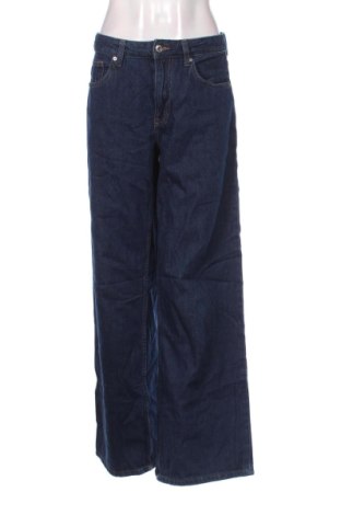 Дамски дънки Bershka, Размер M, Цвят Син, Цена 15,33 €