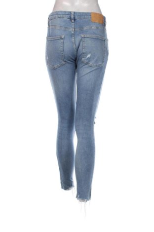 Дамски дънки Bershka, Размер M, Цвят Син, Цена 9,71 €