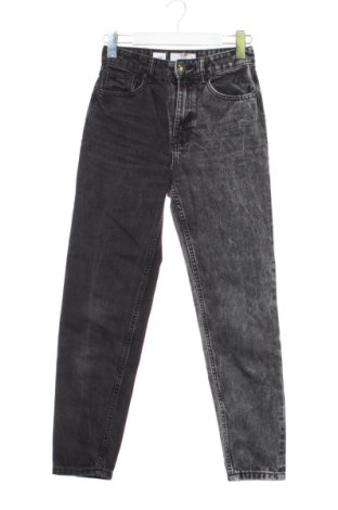 Blugi de femei Bershka, Mărime XS, Culoare Gri, Preț 67,77 Lei