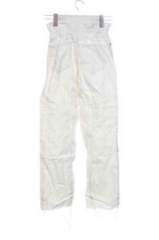 Női farmernadrág Bershka, Méret XXS, Szín Fehér, Ár 7 499 Ft