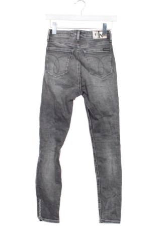 Damskie jeansy Calvin Klein Jeans, Rozmiar XS, Kolor Szary, Cena 183,99 zł
