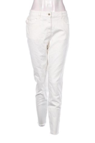 Дамски дънки Fiorella Rubino, Размер XL, Цвят Бял, Цена 22,49 €