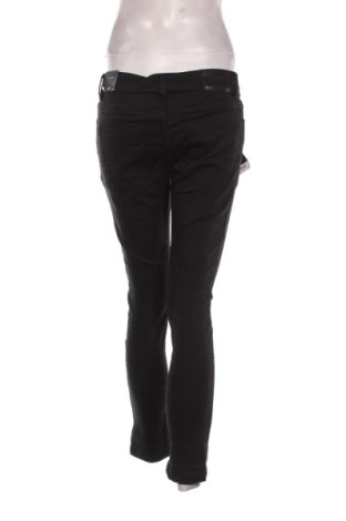 Női farmernadrág Garage, Méret M, Szín Fekete, Ár 23 839 Ft