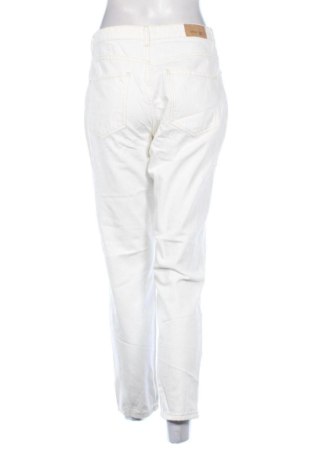 Dámske džínsy  Gina Tricot, Veľkosť M, Farba Biela, Cena  9,95 €