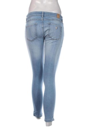Blugi de femei Guess, Mărime M, Culoare Albastru, Preț 168,99 Lei