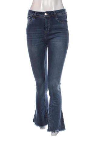 Női farmernadrág Kiss Pink, Méret M, Szín Kék, Ár 4 439 Ft