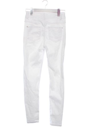 Дамски дънки Mohito, Размер XS, Цвят Бял, Цена 15,00 €