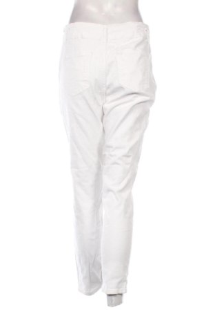 Női farmernadrág Mohito, Méret L, Szín Fehér, Ár 6 092 Ft