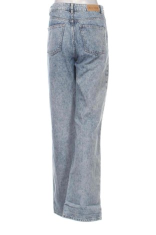 Damskie jeansy NA-KD, Rozmiar S, Kolor Niebieski, Cena 69,66 zł