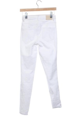 Дамски дънки ONLY, Размер XS, Цвят Бял, Цена 17,00 €