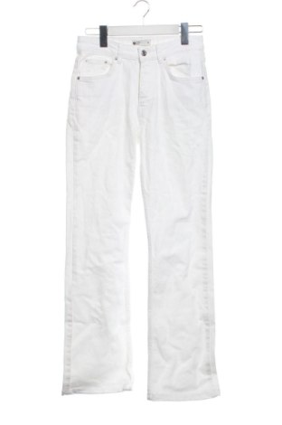 Női farmernadrág Perfect Jeans By Gina Tricot, Méret S, Szín Fehér, Ár 7 025 Ft