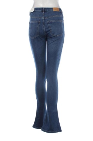 Dámske džínsy  Perfect Jeans By Gina Tricot, Veľkosť S, Farba Modrá, Cena  20,95 €