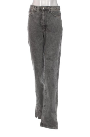 Blugi de femei Pretty Little Thing, Mărime M, Culoare Gri, Preț 145,99 Lei