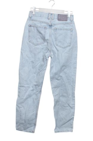 Damskie jeansy Pull&Bear, Rozmiar S, Kolor Niebieski, Cena 60,99 zł