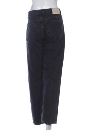 Дамски дънки Pull&Bear, Размер L, Цвят Черен, Цена 14,71 €