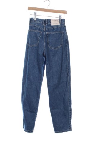 Дамски дънки Pull&Bear, Размер XS, Цвят Син, Цена 12,65 €
