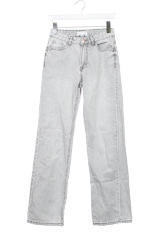 Damskie jeansy Sinsay, Rozmiar XS, Kolor Szary, Cena 80,38 zł