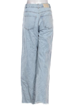 Damskie jeansy Sisley, Rozmiar S, Kolor Niebieski, Cena 201,99 zł