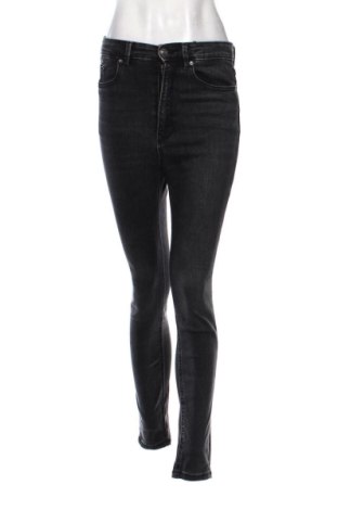 Damen Jeans Stradivarius, Größe S, Farbe Schwarz, Preis 19,99 €