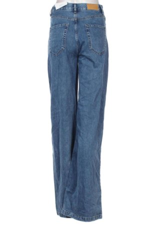 Blugi de femei Stradivarius, Mărime S, Culoare Albastru, Preț 111,99 Lei