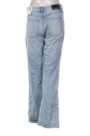 Blugi de femei Stradivarius, Mărime S, Culoare Albastru, Preț 145,99 Lei