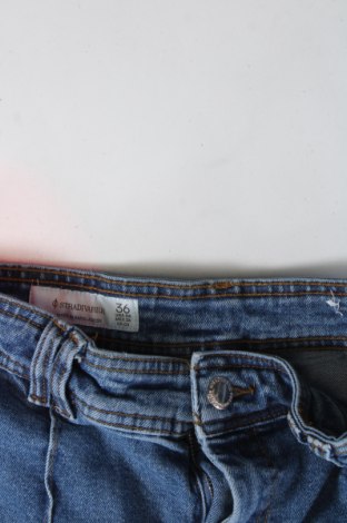 Blugi de femei Stradivarius, Mărime XS, Culoare Albastru, Preț 62,99 Lei
