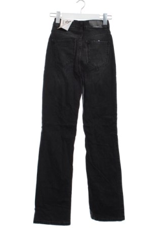 Дамски дънки Stradivarius, Размер XXS, Цвят Черен, Цена 14,82 €