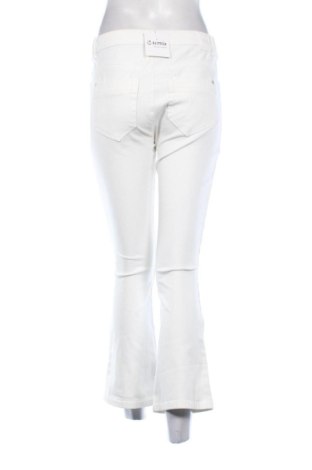 Női farmernadrág Yessica, Méret M, Szín Ekrü
, Ár 3 069 Ft