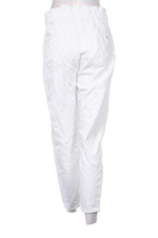 Дамски дънки Zara, Размер S, Цвят Бял, Цена 11,24 €