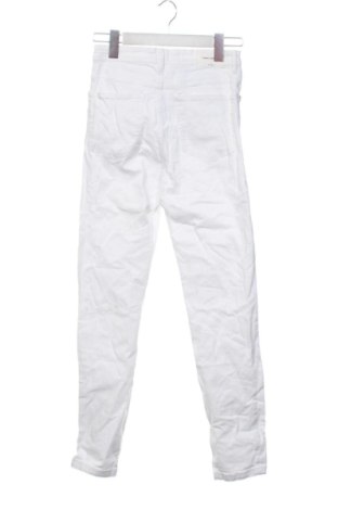 Дамски дънки Zara, Размер S, Цвят Бял, Цена 11,75 €