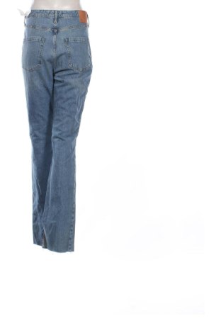 Blugi de femei Zara, Mărime XL, Culoare Albastru, Preț 196,99 Lei