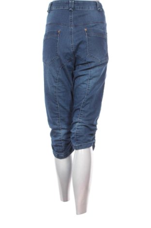 Damskie jeansy Zizzi, Rozmiar 3XL, Kolor Niebieski, Cena 91,09 zł