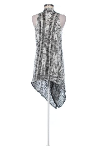 Дамски елек Bershka, Размер S, Цвят Многоцветен, Цена 20,45 €