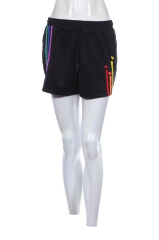 Női rövidnadrág Adidas Originals, Méret M, Szín Sokszínű, Ár 6 198 Ft