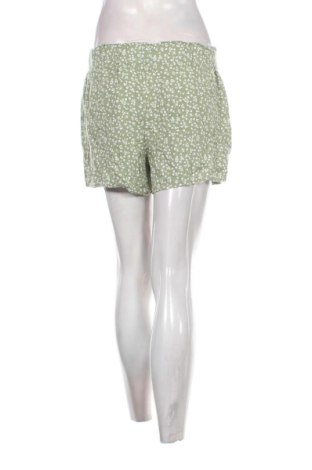 Дамски къс панталон Beloved, Размер L, Цвят Многоцветен, Цена 10,00 €