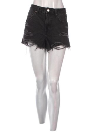 Női rövidnadrág Bershka, Méret S, Szín Fekete, Ár 5 289 Ft