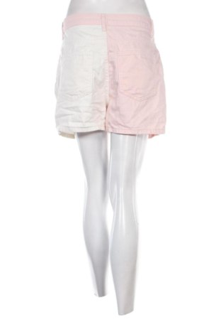 Дамски къс панталон Defacto, Размер M, Цвят Розов, Цена 10,00 €