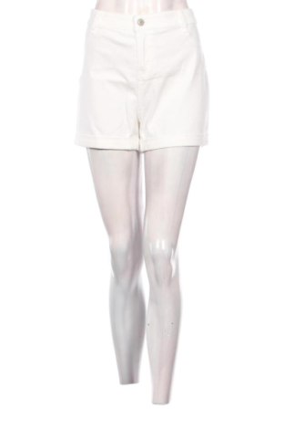 Női rövidnadrág F&F, Méret XL, Szín Fehér, Ár 2 893 Ft