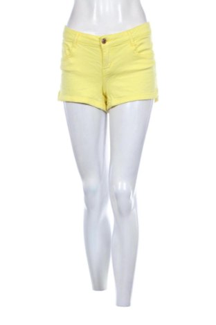 Dámské kraťasy  Gina Tricot, Velikost L, Barva Žlutá, Cena  179,00 Kč