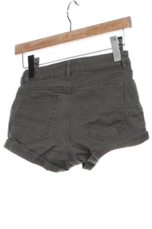 Дамски къс панталон H&M, Размер XS, Цвят Зелен, Цена 10,00 €