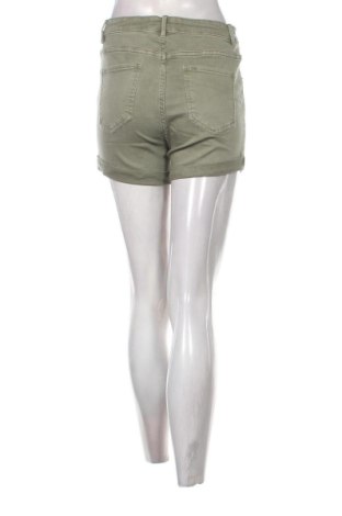 Dámské kraťasy  Haily`s, Velikost S, Barva Zelená, Cena  999,00 Kč