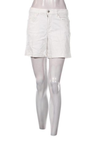 Női rövidnadrág Hema, Méret M, Szín Fehér, Ár 2 909 Ft