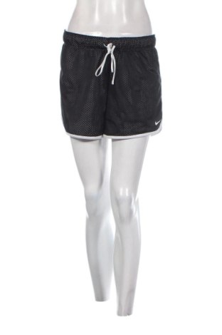Női rövidnadrág Nike, Méret S, Szín Sokszínű, Ár 6 909 Ft