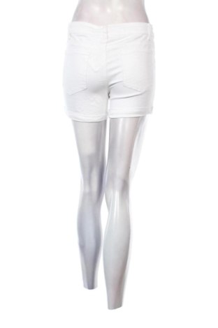 Damen Shorts One Love, Größe S, Farbe Weiß, Preis € 7,99