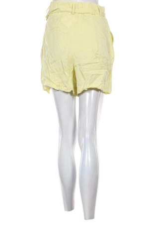 Damen Shorts Orsay, Größe S, Farbe Grün, Preis 12,99 €