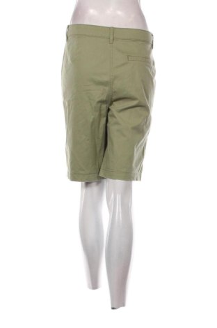 Pantaloni scurți de femei Papaya, Mărime XXL, Culoare Verde, Preț 39,21 Lei