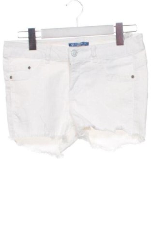 Damen Shorts Pull&Bear, Größe M, Farbe Weiß, Preis € 12,99