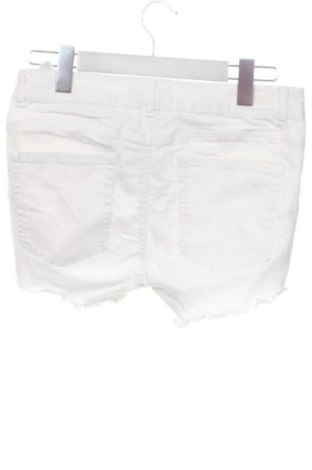 Damen Shorts Pull&Bear, Größe M, Farbe Weiß, Preis € 12,99