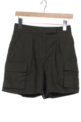 Damskie szorty Trendyol, Rozmiar XS, Kolor Zielony, Cena 91,09 zł