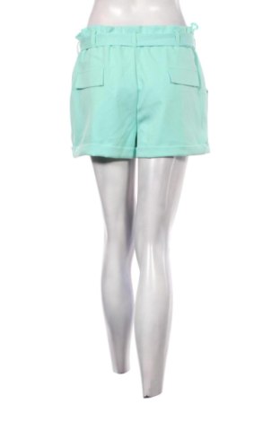 Дамски къс панталон Unbranded, Размер S, Цвят Зелен, Цена 5,62 €